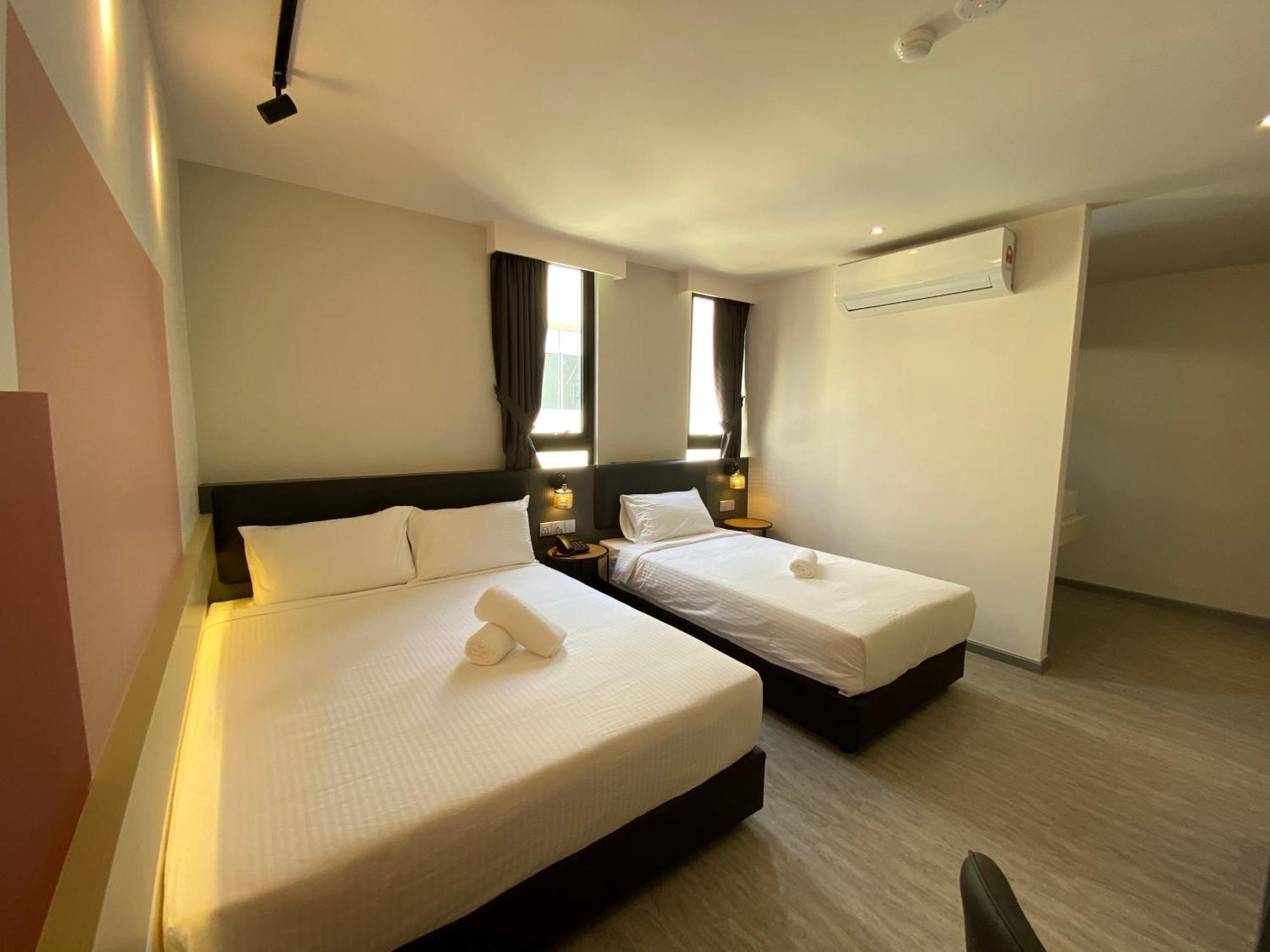 Woco Hotel Kinrara Puchong Room photo